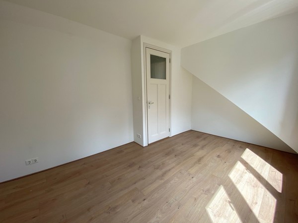 Medium property photo - Van Julsinghastraat 27, 9724 LN Groningen